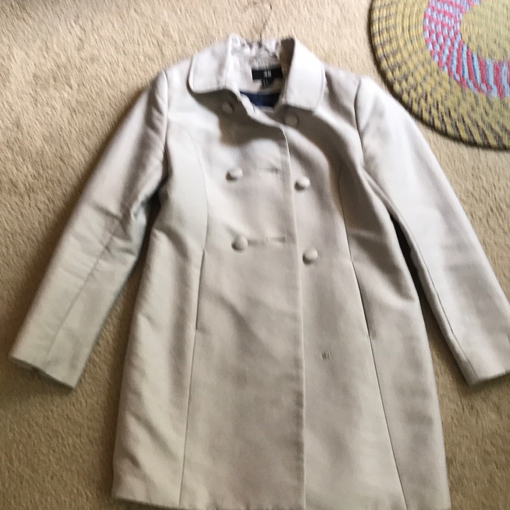 Women’s trench coat/ rain coat